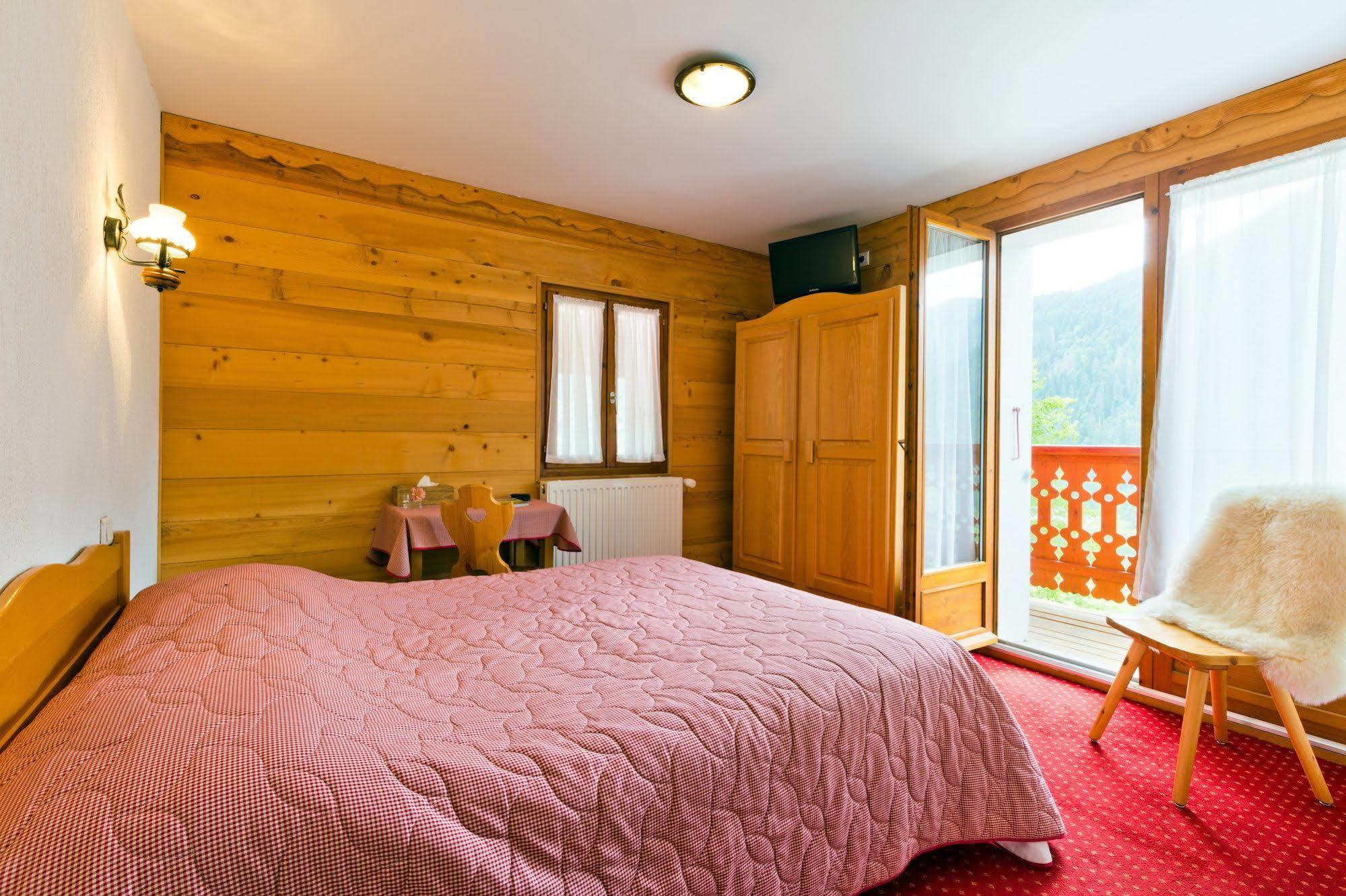 Le Roitelet Hotel ชาแตล ภายนอก รูปภาพ